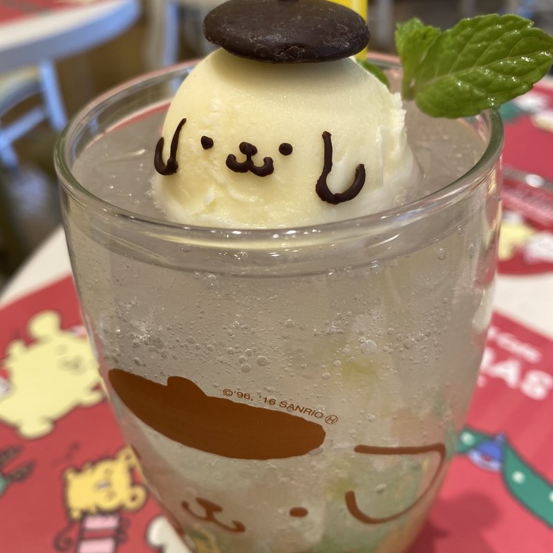 キウイジュース(ポムポムプリンカフェ 原宿店 )