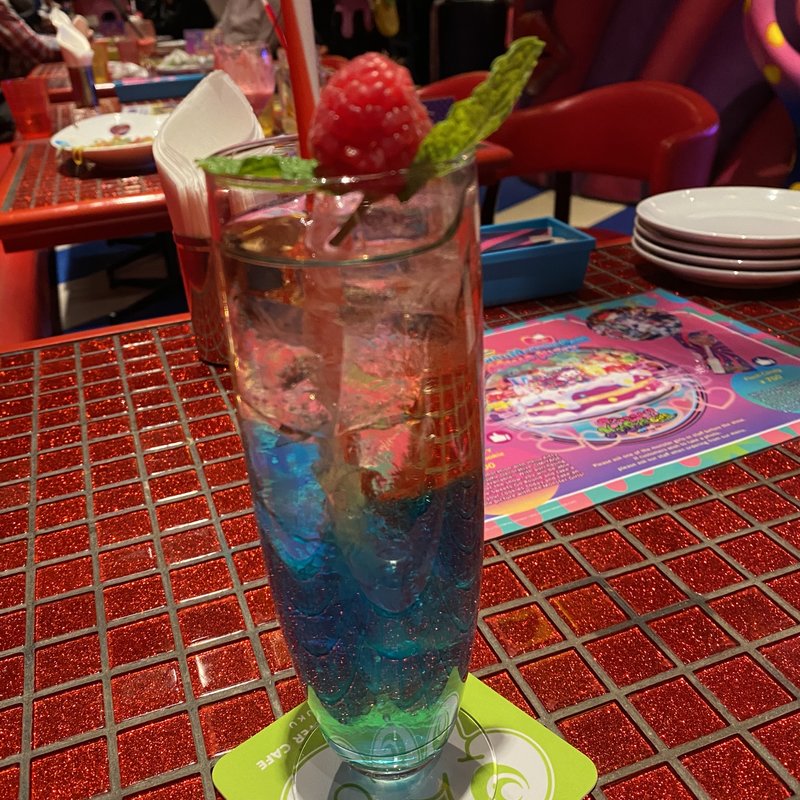 ジュエリーノンアルコールカクテルチアシード(KAWAII MONSTER CAFE HARAJUKU （カワイイ モンスター カフェ ハラジュク）)