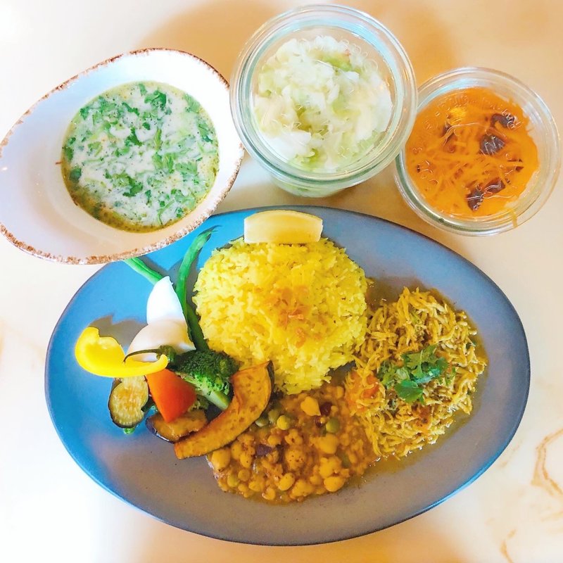 グリーンカレー and しらすカレー(TAVERN Corner)