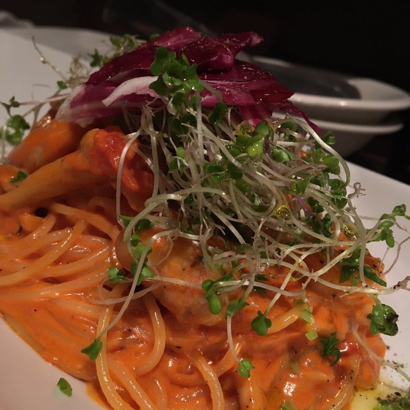 エビと野菜トマトクリームパスタ(バスケット （Basket）)