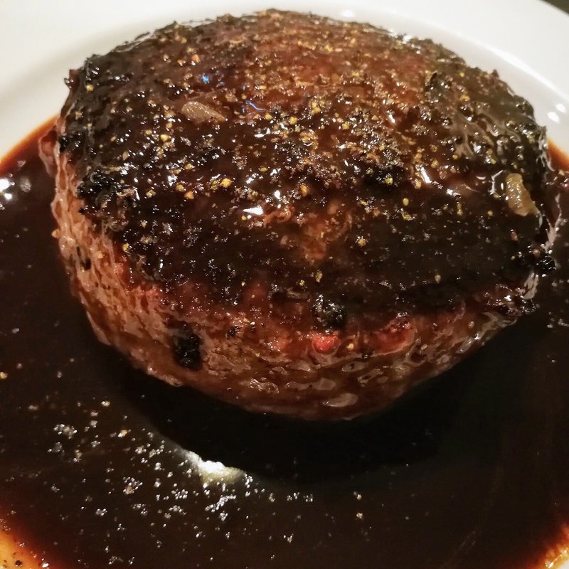 完全予約制幻のハンバーグ(IBAIA)