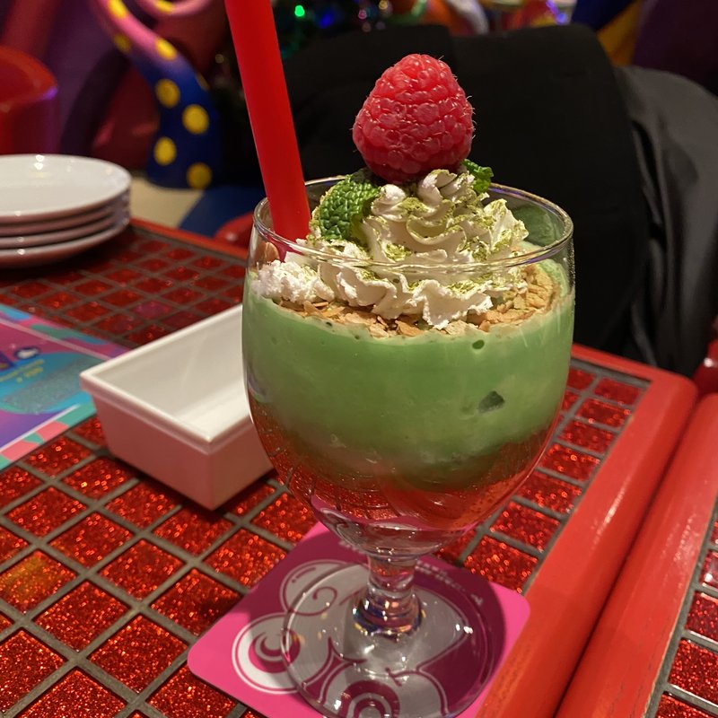 クリスマスドリンク(KAWAII MONSTER CAFE HARAJUKU （カワイイ モンスター カフェ ハラジュク）)
