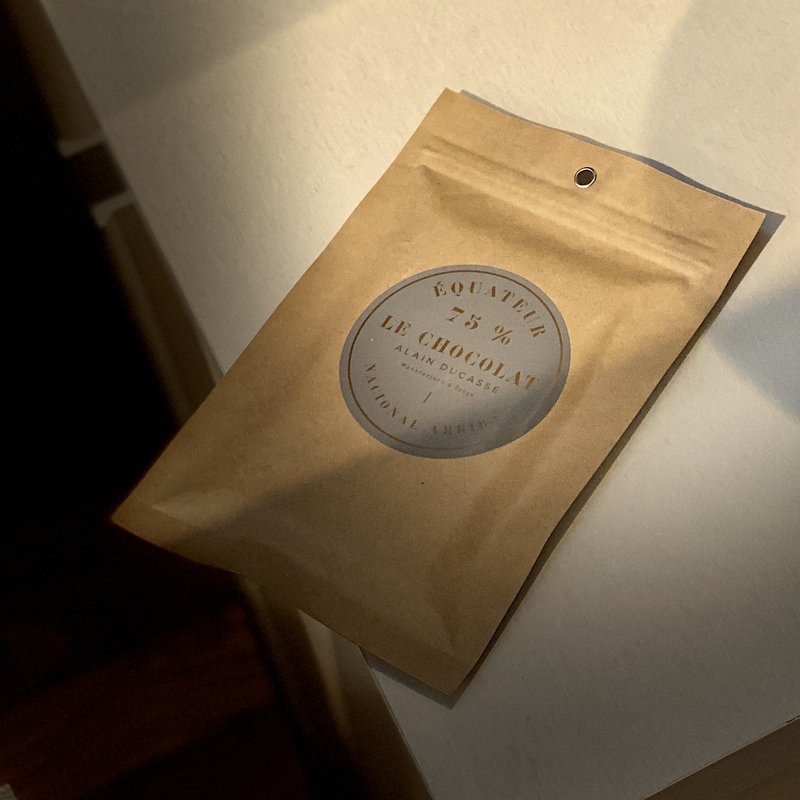 (LE CHOCOLAT ALAIN DUCASSE　ル・ショコラ・アラン・デュカス)