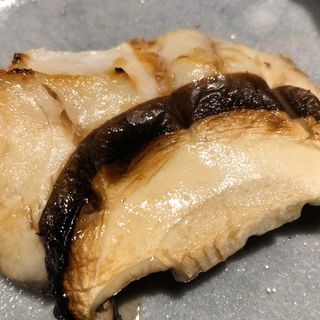 鰆とジャンボ椎茸の挟み焼き(銀座うち山)