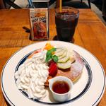 フルーツミックスパンケーキ(肉が旨いカフェ NICKSTOCK 広島駅前)