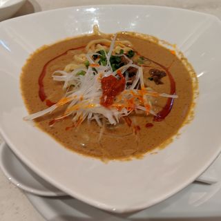 白胡麻坦々麺(広尾 花椒庭 東急プラザ渋谷店)
