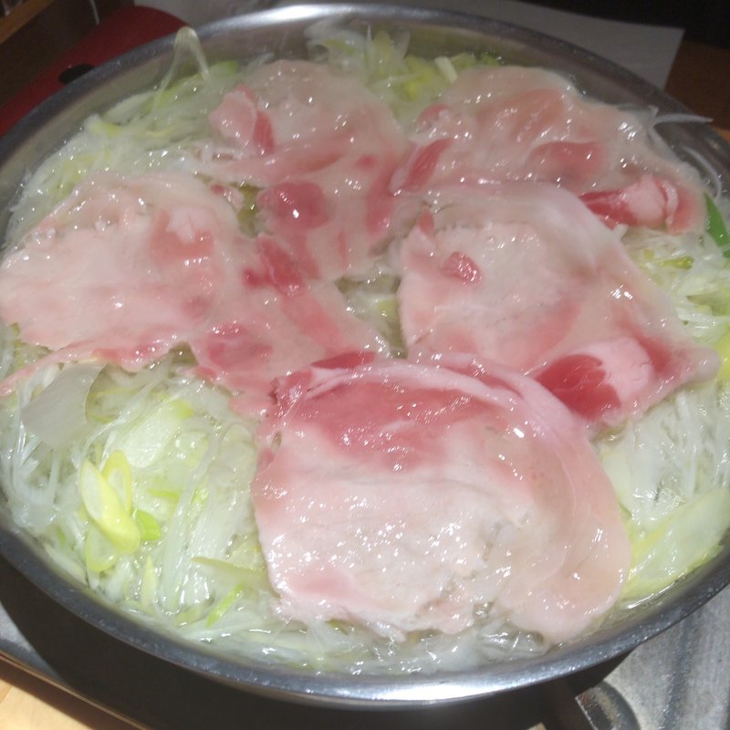 黒豚しゃぶしゃぶ　蕎麦つゆ仕立て(銀座 羅豚 はなれ)