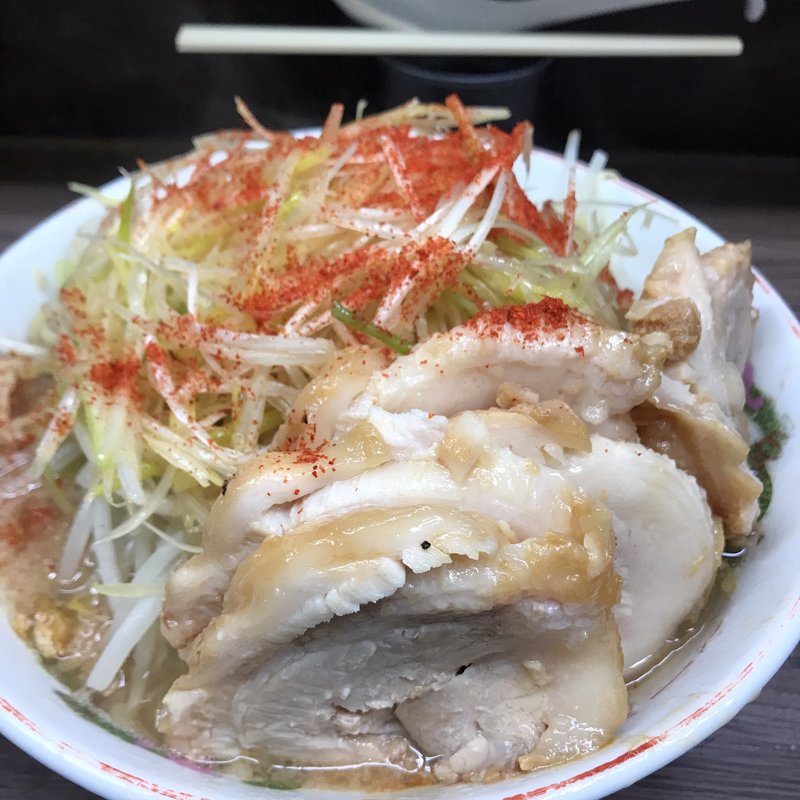 小豚＋ネギ(ラーメン二郎 横浜関内店)