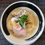 浅蜊とムール貝の汐そば(麺処しろくろ)