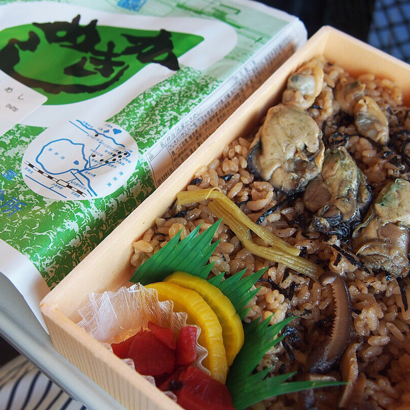 元祖かきめし弁当(新大阪駅 駅弁売店 )