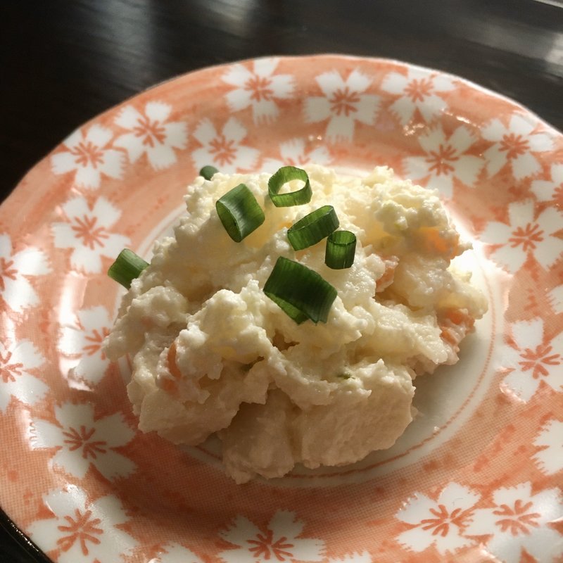 お通し(北海道からあげの大衆酒場 三木谷商店)