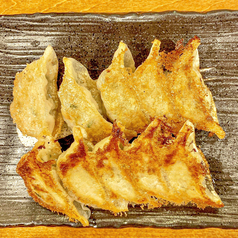 焼き餃子(餃子と晩酌まる)