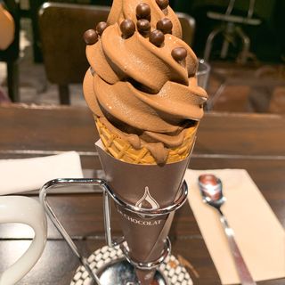 ソフトクリーム ショコラロワイヤル(ル ショコラ ドゥ アッシュ 銀座本店)