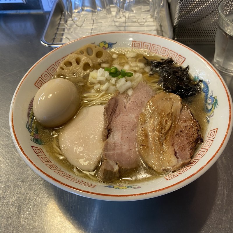 中濃煮干らーめん(月曜日は煮干rabo)