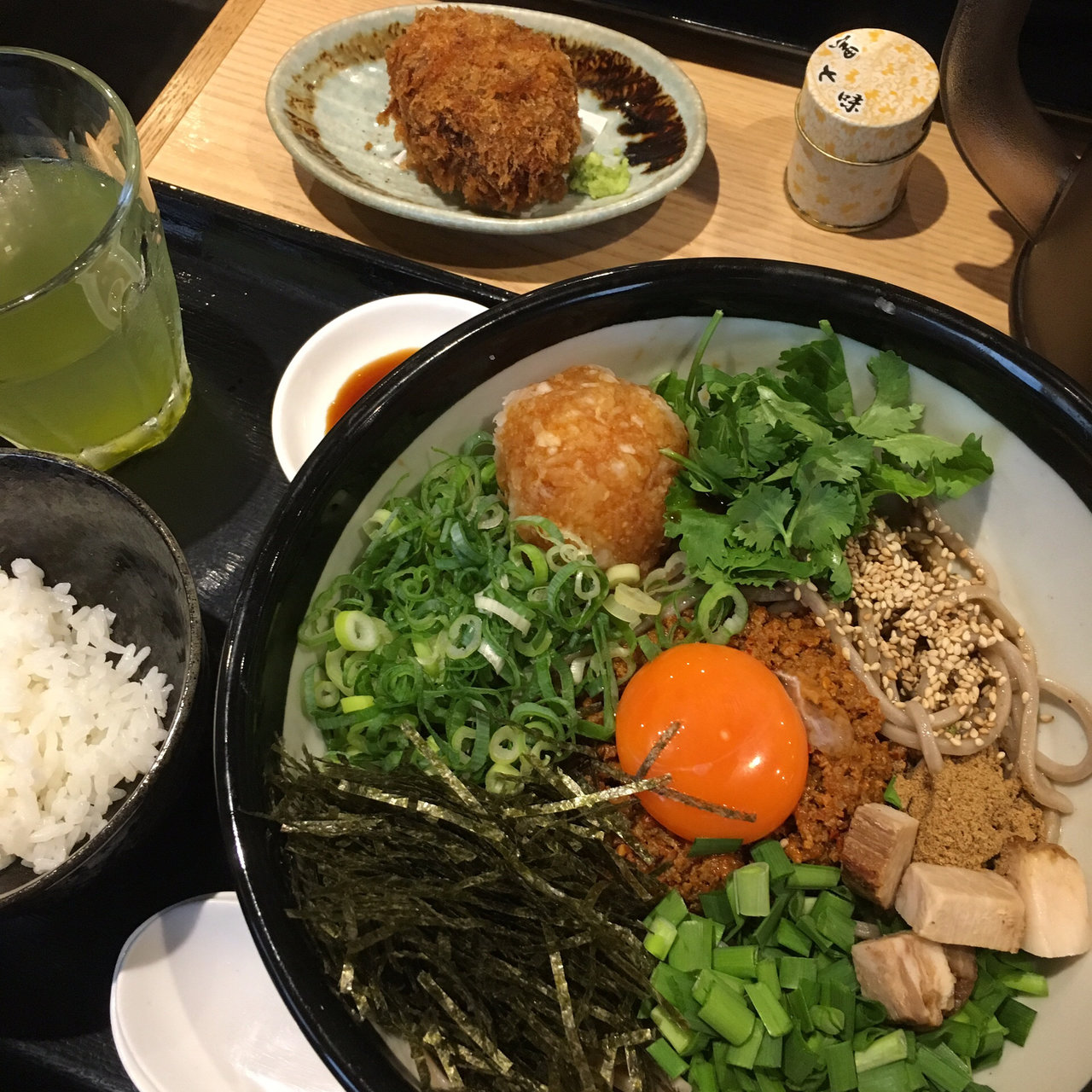 虎ノ門駅周辺で食べられる人気まぜそばランキング Sarah サラ