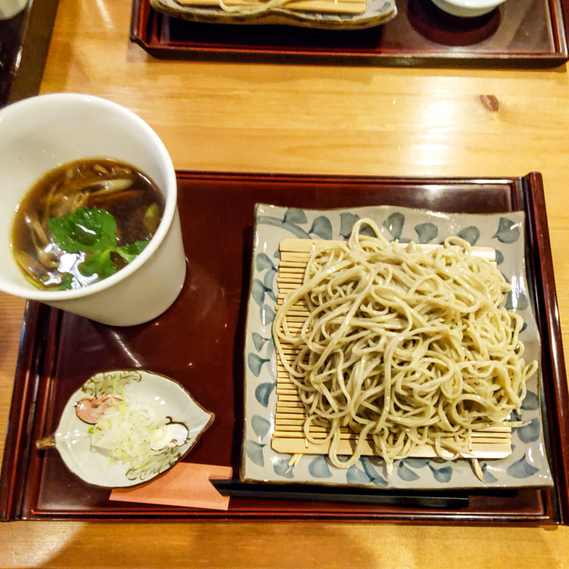 とりごぼうせいろ(やま桜)