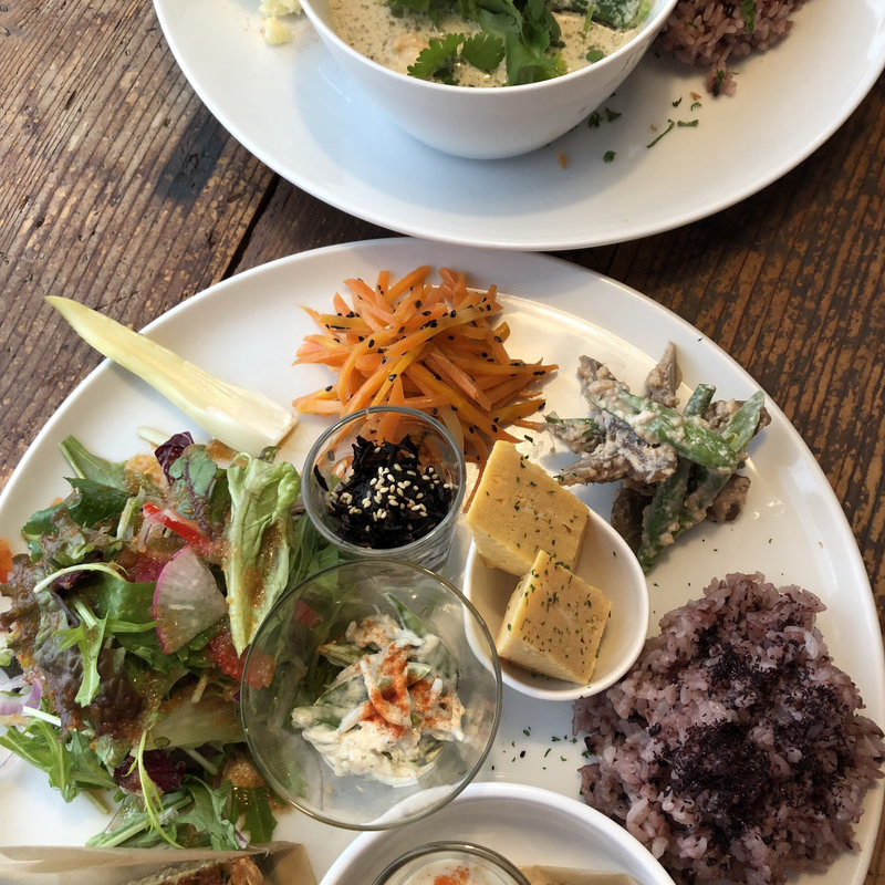 プレートごはん(ヤマウシ小屋)