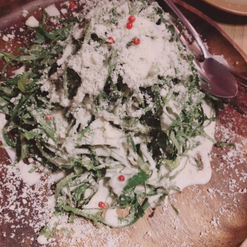 オーガニックケールのワイルドシーザー(WE ARE THE FARM 恵比寿店)