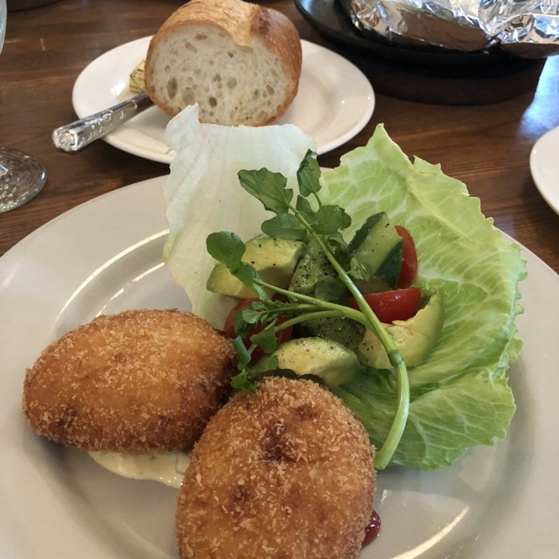帆立貝のクリームコロッケ(つばめグリル 品川駅前店)