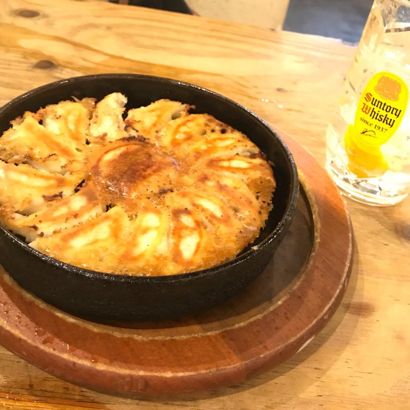 鉄鍋餃子(67'餃子 恵比寿店)