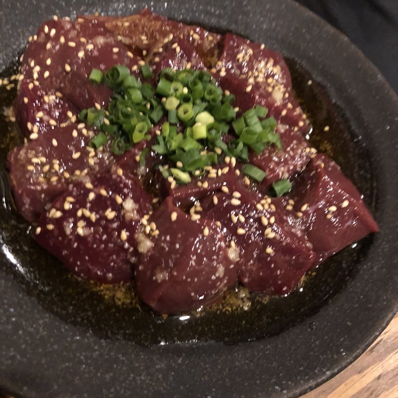 牛レバー(炭火焼肉ホルモンみなみ　はなれ)