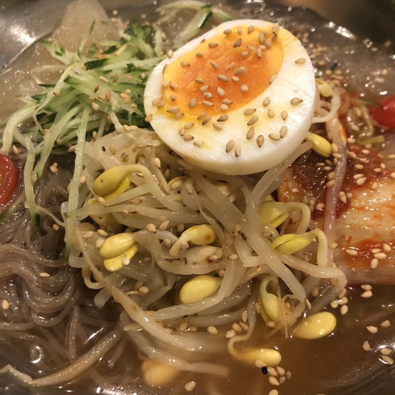 冷麺(炭火焼肉ホルモンみなみ　はなれ)