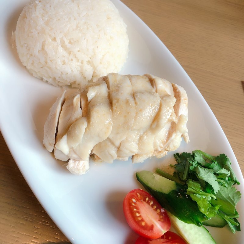 シンガポールチキンライス(Round Leaf Holly（ラウンドリーフホリー）)