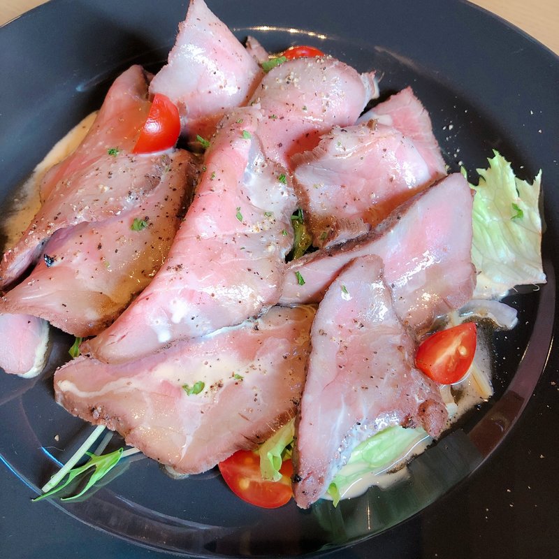 ローストビーフ(Round Leaf Holly（ラウンドリーフホリー）)