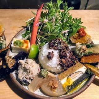 農民惣菜プレート(農民カフェ 下北沢店)