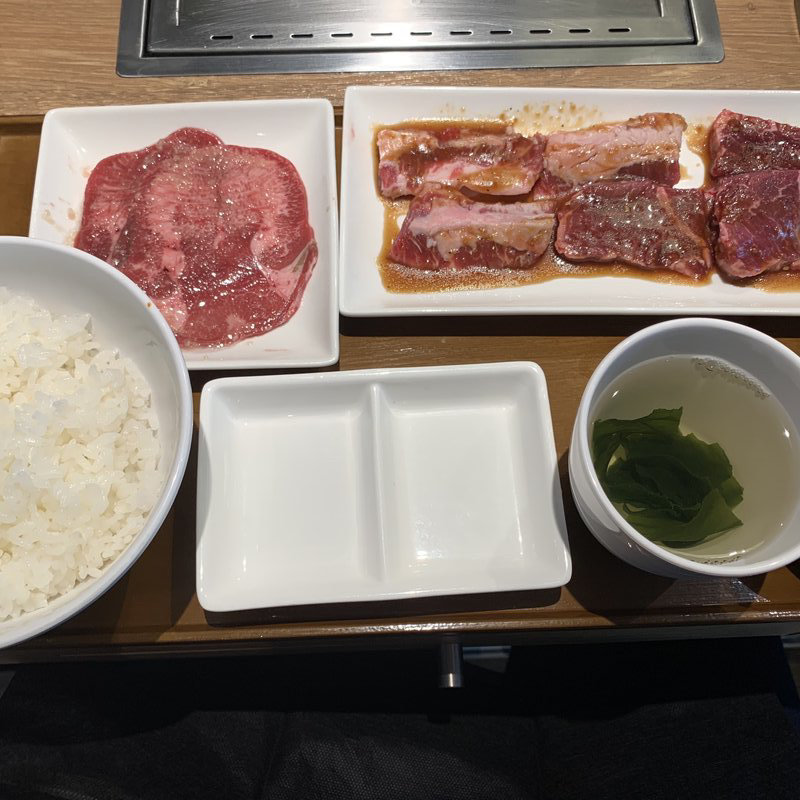牛タン&匠カルビ&ハラミセット（150g）(焼肉ライク 天満橋店)