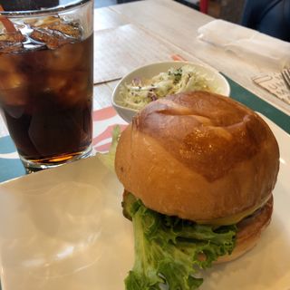 ランチバーガー(ウマミバーガーみなとみらい店)