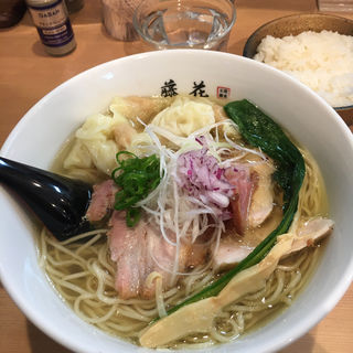 ワンタン麺(支那蕎麦屋 藤花)
