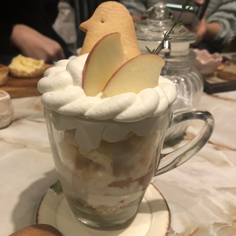 トリさんリンゴパフェ(cafe太陽ノ塔 本店)