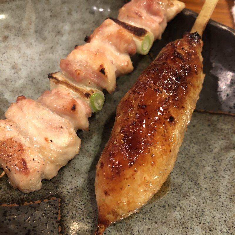 つくね　ねぎま(炭火焼鳥 麻布 ウグイス)