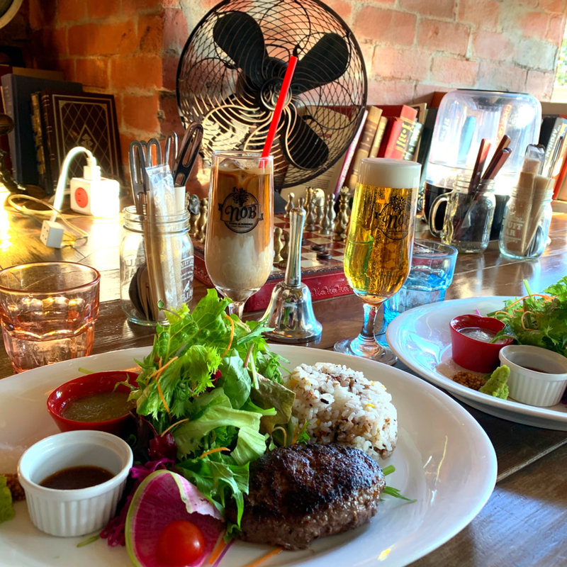 黒毛和牛ハンバーグ彩り野菜(CAFE NOB)