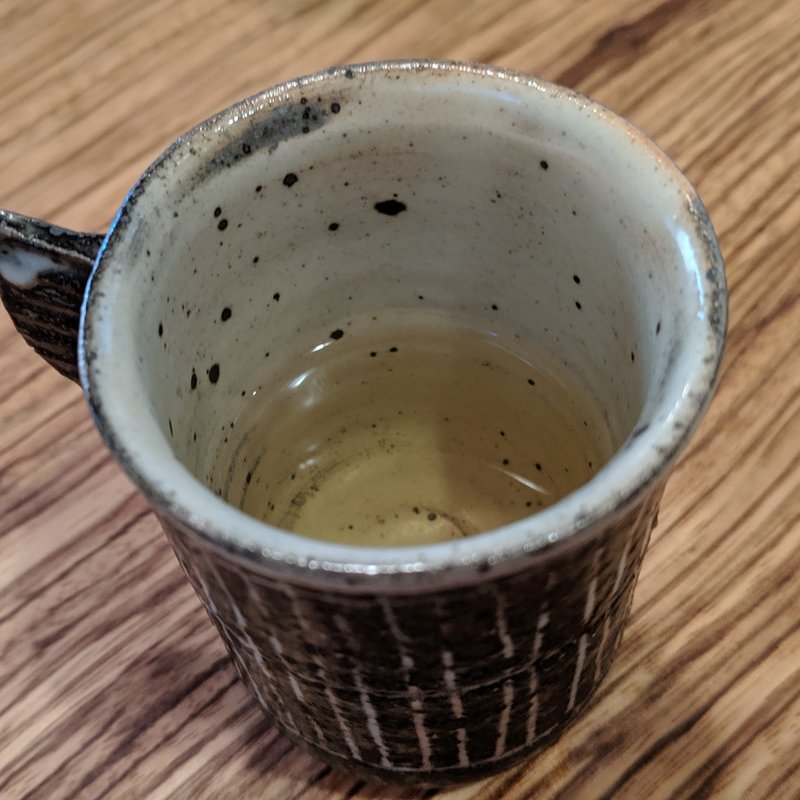 近海でとれた鰹の薄削りのお出汁(ら すとらあだ)