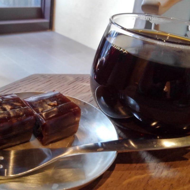 コーヒーと羊羮(ブルーボトルコーヒー京都六角堂)