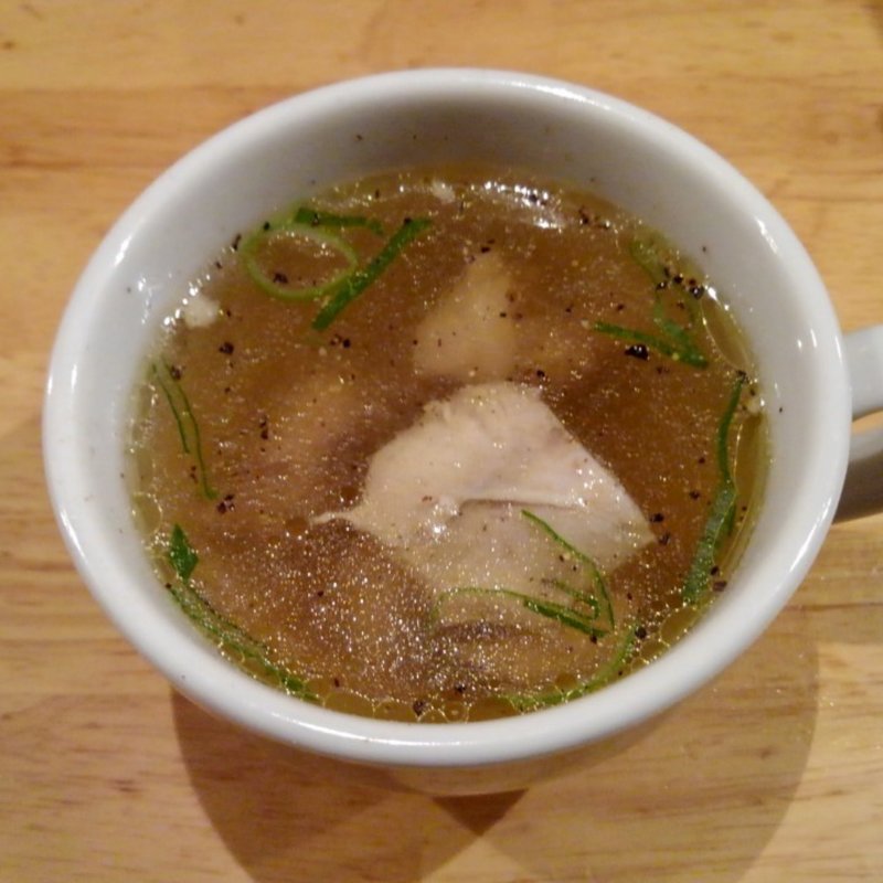 鳥と生姜のスープ(ぎょうざ 歩兵 )