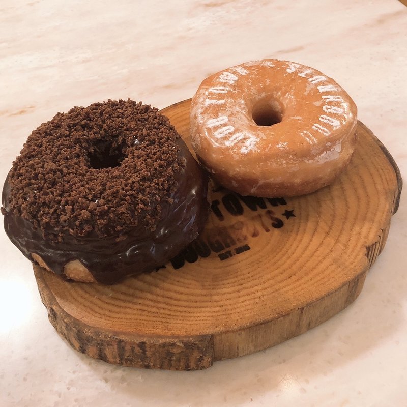 ヴィーガンドーナツ(グッド タウン ドーナツ （GOOD TOWN DOUGHNUTS）)