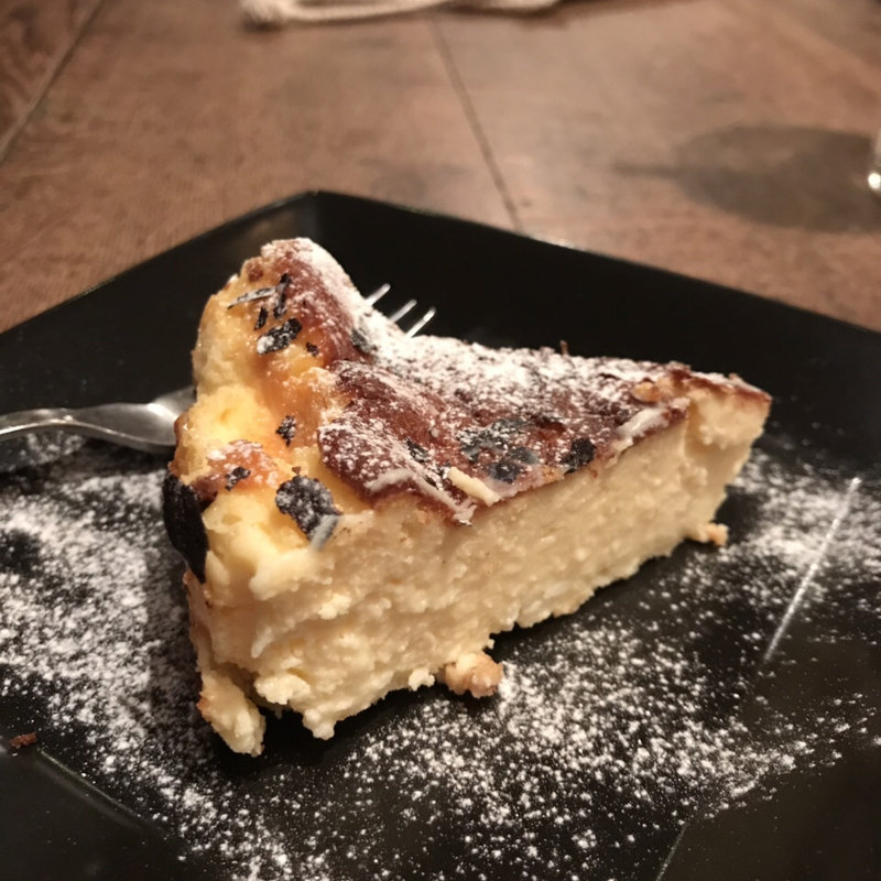 バスクチーズケーキ(爬虫類館分館)