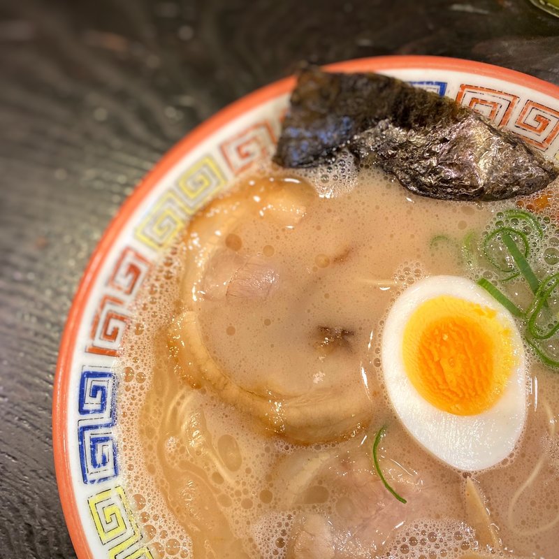 昔ラーメン(久留米 大砲ラーメン 天神今泉店)