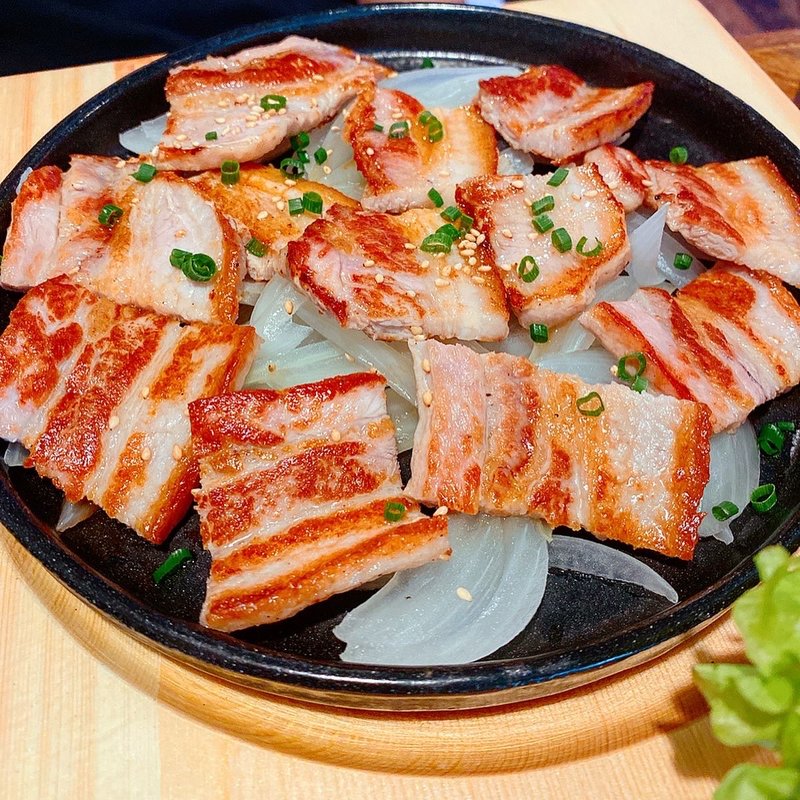 サムギョプサル(モンナンカムジャ)