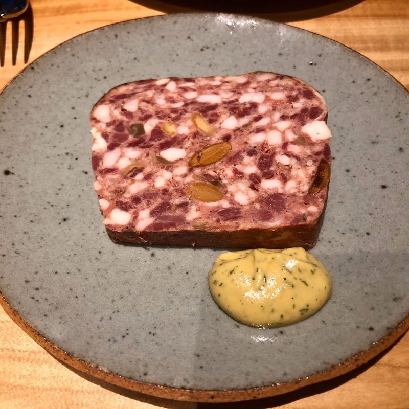 鹿のパテ(The Blind Donkey)