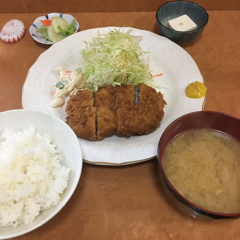 ヒレカツ定食(とんかつ つか家)