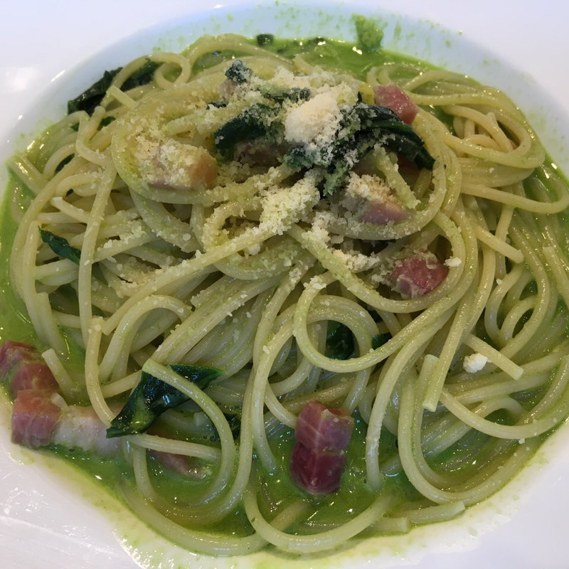 ベーコンのほうれん草クリームパスタ(イタリアン・トマトカフェ 鈎取ショッピングセンター店 )