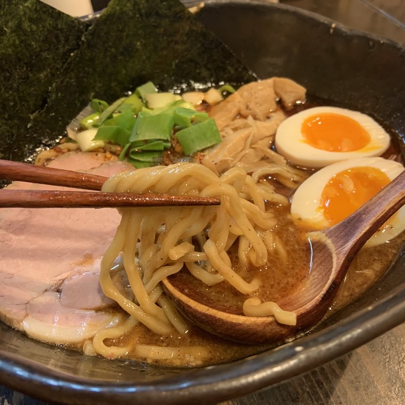 極ラー油麺(麺や くぬぎ)