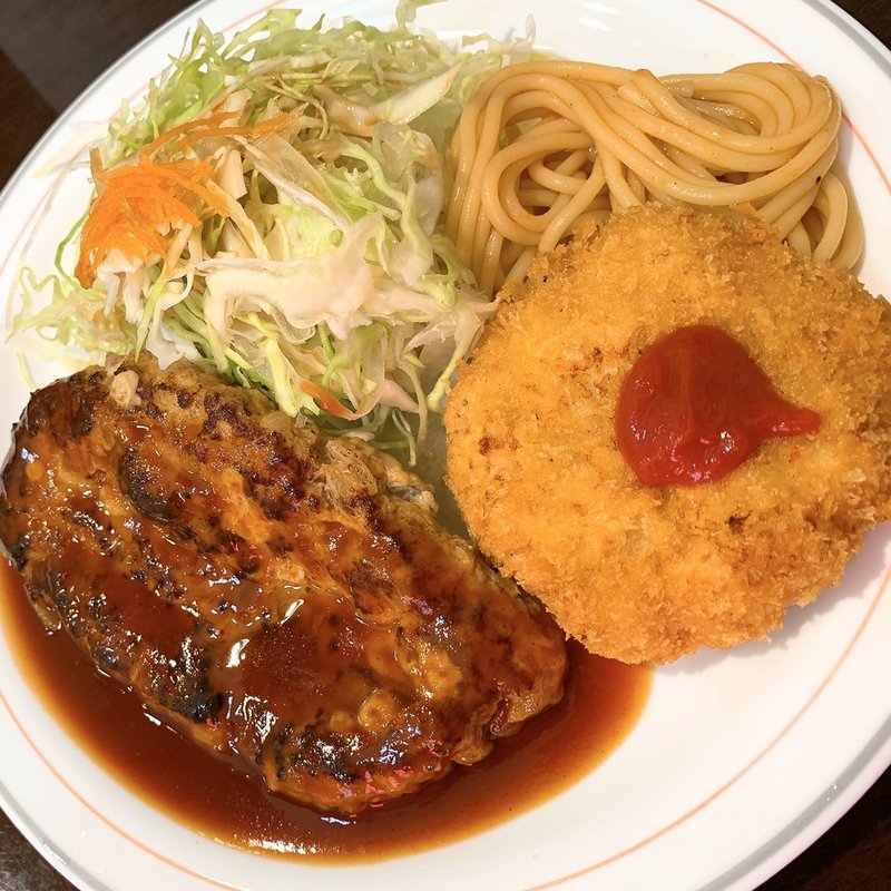 ハンバーグ＆カニクリームコロッケ(ハンバーグの店 ベア)