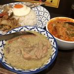 3種盛り 目玉焼きのせ(カオタイ（ข้าวไทย） 丸の内マイプラザ)