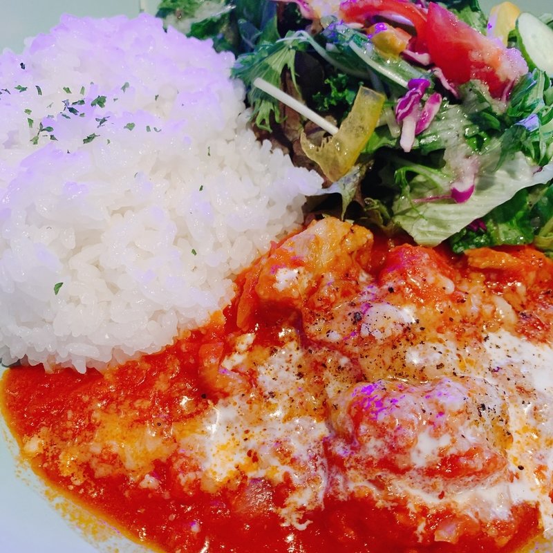 チキンのトマト煮込みプレート(Whistle CAFE ホイッスルカフェ)