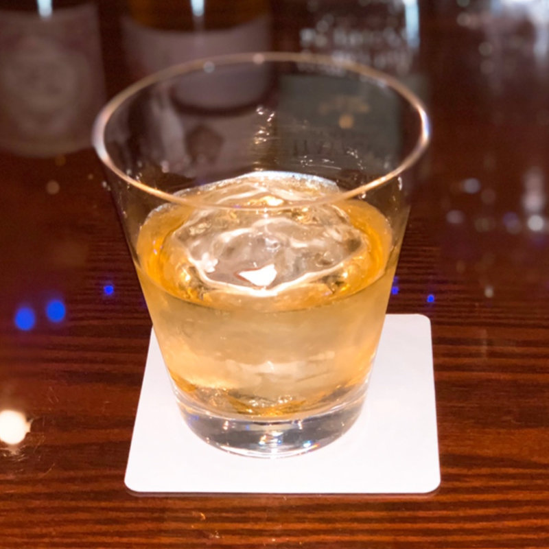 カルバドス(main Bar BRAS d'or （メイン バー ブラドール）)